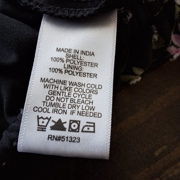 CeCe Floral Off-The-Shoulder Lantern Sleeve Black Top Womens Sz M - Picture 8 of 8